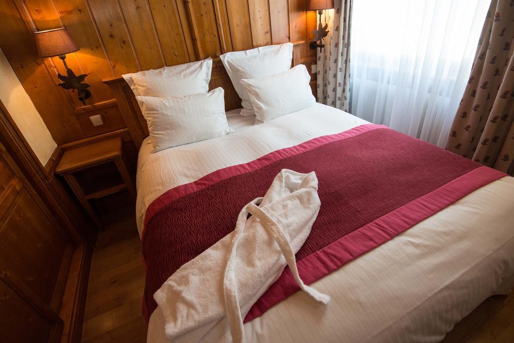 Hotel Les Buttes 旺特龙 外观 照片